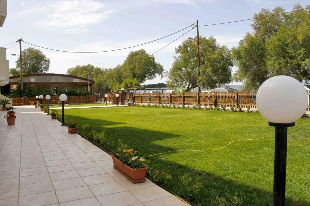 Garifalo Apartments Kalyves Buitenkant foto